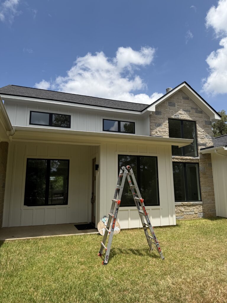 House wash and window cleaning in Franklin TX