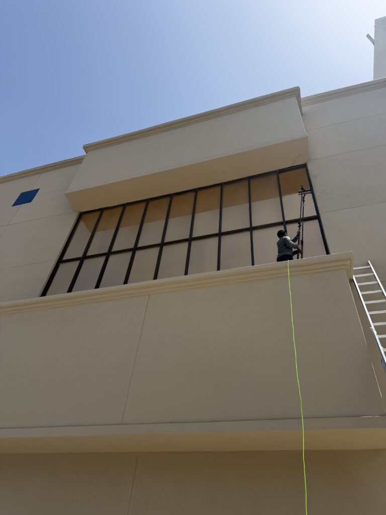 Commercial window cleaning in Temple TX