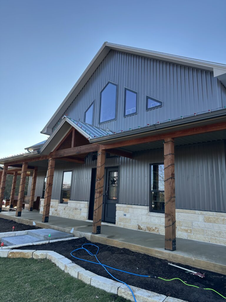 House wash and window cleaning in Caldwell TX
