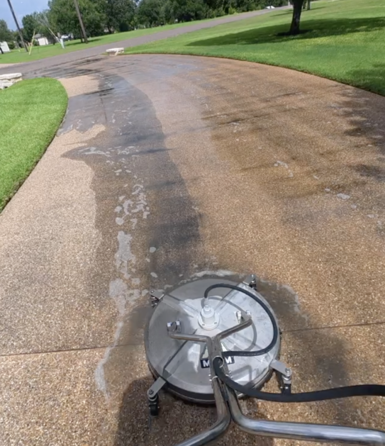 Driveway surface cleaning in College Station, TX by 3G Pressure Pro